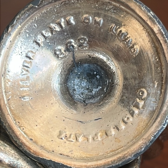 Vintage Heavy Art Deco Silver Salt & Pepper Shakers - Picture 6 of 6